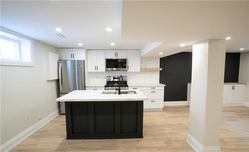 242 West 18Th Street, Hamilton, ON - Indoor Photo Showing Kitchen With Stainless Steel Kitchen