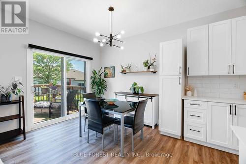 14 - 500 Sunnystone Road, London, ON - Indoor Photo Showing Dining Room