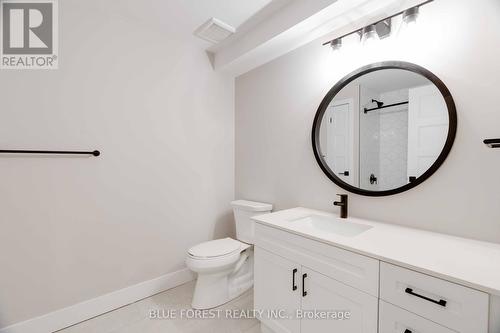 14 - 500 Sunnystone Road, London, ON - Indoor Photo Showing Bathroom