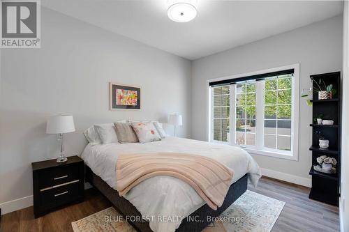 14 - 500 Sunnystone Road, London, ON - Indoor Photo Showing Bedroom