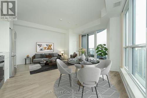 2922 - 585 Bloor Street E, Toronto (North St. James Town), ON - Indoor Photo Showing Dining Room