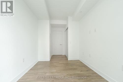 2922 - 585 Bloor Street E, Toronto (North St. James Town), ON - Indoor Photo Showing Other Room