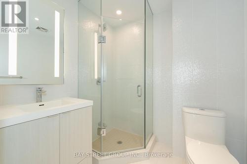 2922 - 585 Bloor Street E, Toronto (North St. James Town), ON - Indoor Photo Showing Bathroom