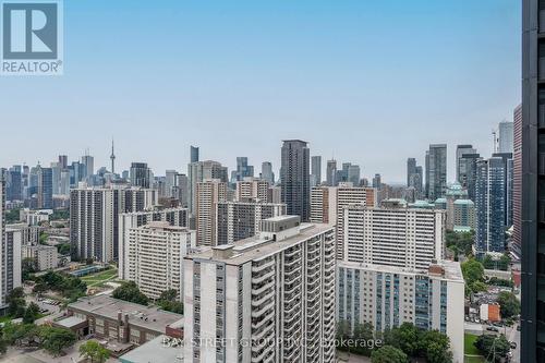 2922 - 585 Bloor Street E, Toronto (North St. James Town), ON - Outdoor With View