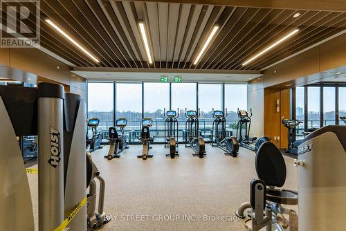 2922 - 585 Bloor Street E, Toronto (North St. James Town), ON - Indoor Photo Showing Gym Room