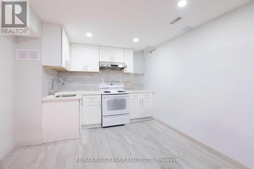 149 Murison Boulevard, Toronto (Malvern), ON - Indoor Photo Showing Kitchen