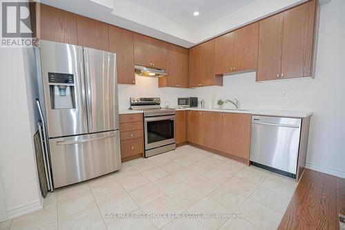 59 Allegro Drive, Brampton (Credit Valley), ON - Indoor Photo Showing Kitchen With Stainless Steel Kitchen