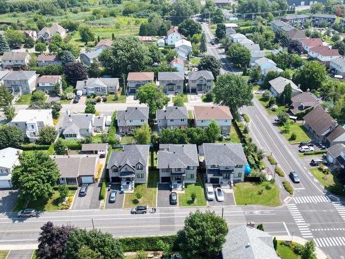 ExtÃ©rieur - 3705 Av. Orient, Brossard, QC - Outdoor With View