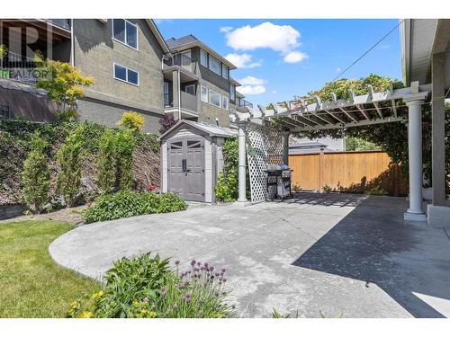 1614 Lindsay Drive, Kelowna, BC - Outdoor