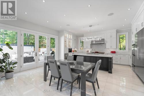 1649 Birchwood Drive, Mississauga, ON - Indoor Photo Showing Dining Room