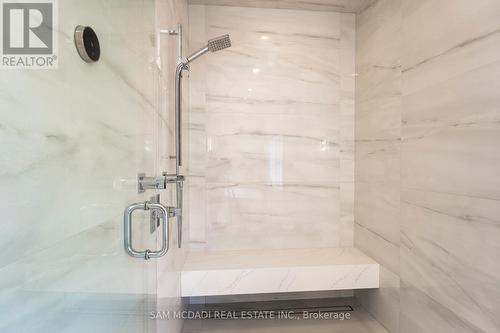 1649 Birchwood Drive, Mississauga, ON - Indoor Photo Showing Bathroom