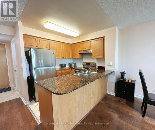 1212 - 509 Beecroft Road, Toronto (Willowdale West), ON - Indoor Photo Showing Kitchen With Double Sink