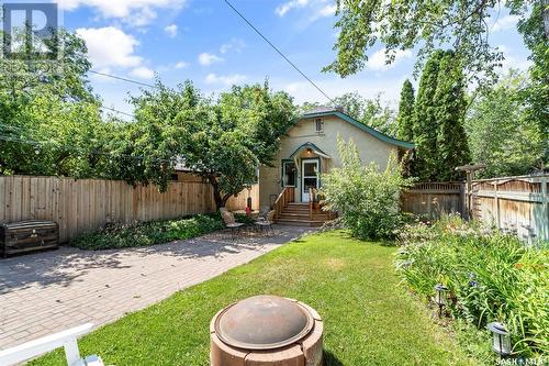 734 5Th Avenue N, Saskatoon, SK - Outdoor