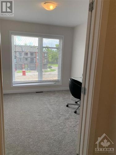 669 Corporal Private, Ottawa, ON - Indoor