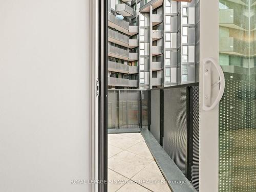 203-30 Tretti Way, Toronto, ON - Outdoor