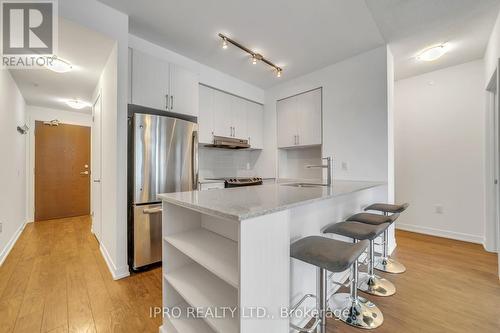 801 - 2560 Eglinton Avenue W, Mississauga (Central Erin Mills), ON - Indoor Photo Showing Kitchen With Stainless Steel Kitchen With Upgraded Kitchen