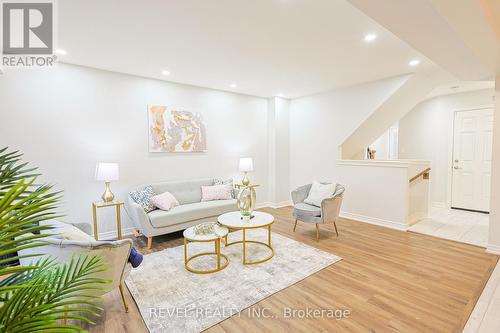 51 - 340 Prospect Point Road N, Fort Erie, ON - Indoor Photo Showing Living Room