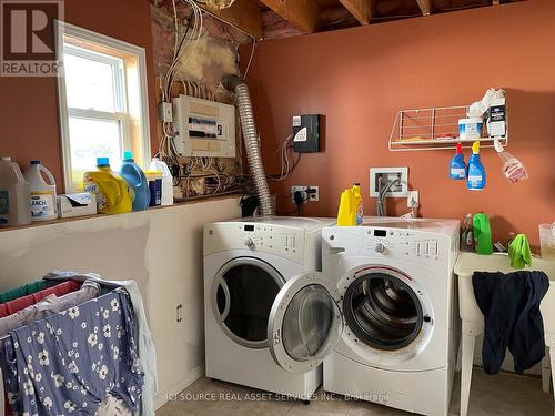 17 Cambria Road S, Goderich (Goderich Town), ON - Indoor Photo Showing Laundry Room