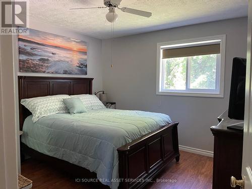 17 Cambria Road S, Goderich (Goderich Town), ON - Indoor Photo Showing Bedroom