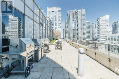 1019 - 20 Blue Jays Way, Toronto (Waterfront Communities), ON - Outdoor