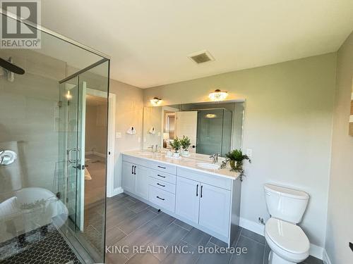 3388 Oriole Drive, London, ON - Indoor Photo Showing Bathroom