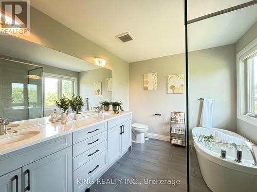 3388 Oriole Drive, London, ON - Indoor Photo Showing Bathroom