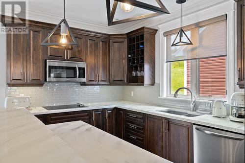 6 Pembury Close, Mount Pearl, NL - Indoor Photo Showing Kitchen With Double Sink With Upgraded Kitchen