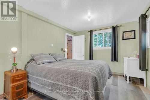 1092 1096 Ridge Lane, North Frontenac, ON - Indoor Photo Showing Bedroom