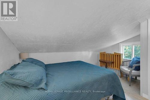 1092 1096 Ridge Lane, North Frontenac, ON - Indoor Photo Showing Bedroom