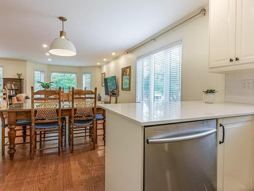 Kitchen - 2172 Rue Honoré-Beaugrand, Montréal (Mercier/Hochelaga-Maisonneuve), QC - Indoor