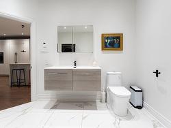 Ensuite bathroom - 