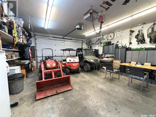 32 Ministikwan Road, Lot 11 And 1/2 Of Lot 10, Loon Lake Rm No. 561, SK - Indoor Photo Showing Garage