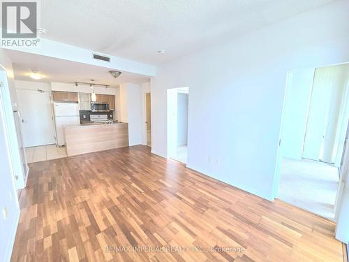 3001 - 38 Grenville Street, Toronto (University), ON - Indoor Photo Showing Kitchen