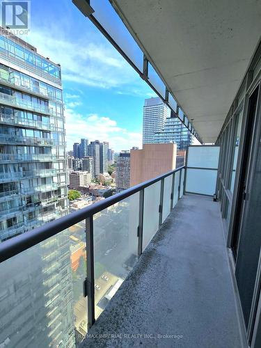 3001 - 38 Grenville Street, Toronto (University), ON - Outdoor With Balcony With View With Exterior