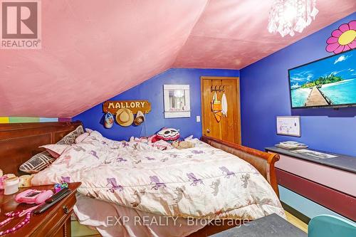 56 Victoria Avenue E, South Huron, ON - Indoor Photo Showing Bedroom