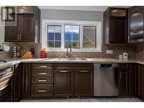 1920 Laurel Street, Terrace, BC - Indoor Photo Showing Kitchen