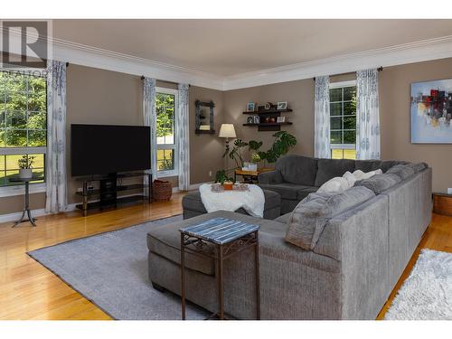 1920 Laurel Street, Terrace, BC - Indoor Photo Showing Living Room