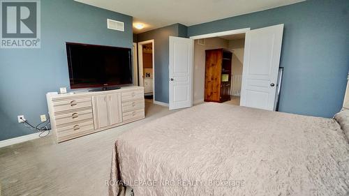 103 Morris Trail, Welland, ON - Indoor Photo Showing Bedroom