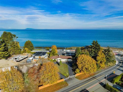 441 Memorial Ave, Qualicum Beach, BC 