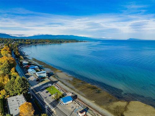 441 Memorial Ave, Qualicum Beach, BC 