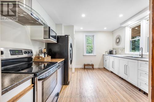 1248 Southdale Road E, London, ON - Indoor Photo Showing Kitchen