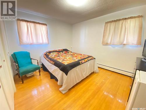 301 Aspen Street, Maple Creek, SK - Indoor Photo Showing Bedroom