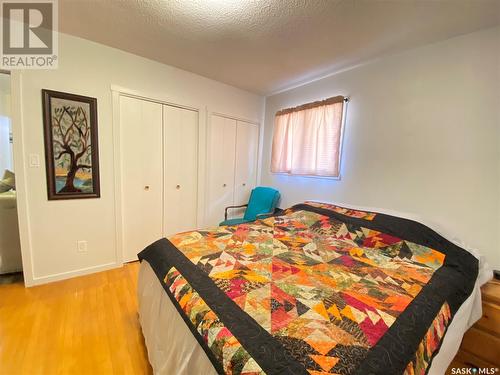 301 Aspen Street, Maple Creek, SK - Indoor Photo Showing Bedroom