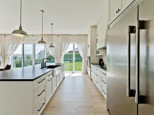 Cuisine - 1310 Rue Du Papillon-Lune, Sherbrooke (Fleurimont), QC - Indoor Photo Showing Kitchen