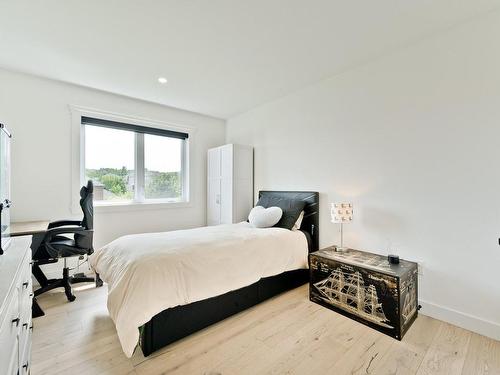 Chambre Ã Â coucher - 1310 Rue Du Papillon-Lune, Sherbrooke (Fleurimont), QC - Indoor Photo Showing Bedroom