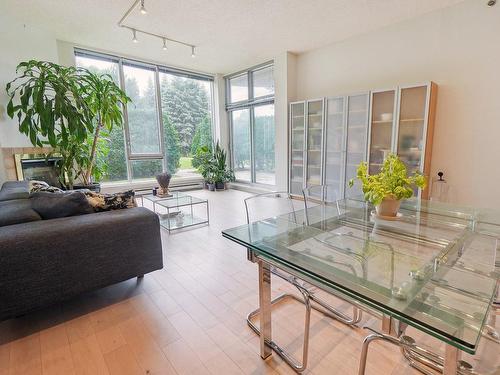 Overall view - 105-201 Ch. Du Golf, Montréal (Verdun/Île-Des-Soeurs), QC - Indoor Photo Showing Living Room