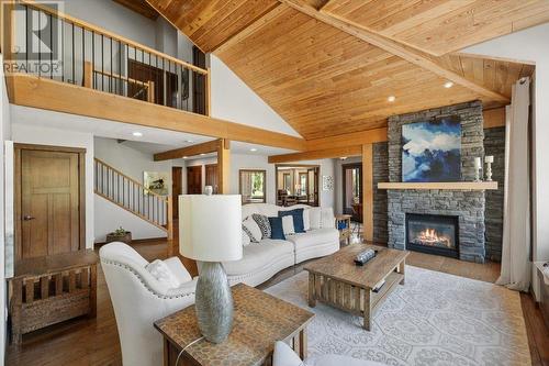 3988 Mcgiverin Road, Fernie, BC - Indoor Photo Showing Living Room With Fireplace