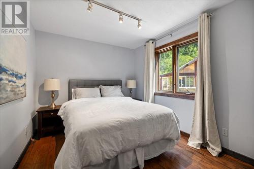 3988 Mcgiverin Road, Fernie, BC - Indoor Photo Showing Bedroom