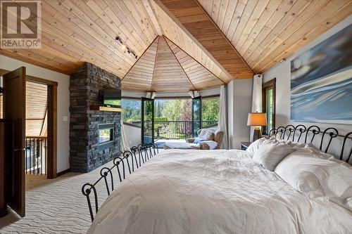 3988 Mcgiverin Road, Fernie, BC - Indoor Photo Showing Bedroom