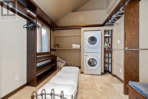 3988 Mcgiverin Road, Fernie, BC - Indoor Photo Showing Laundry Room